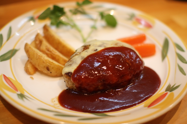とくら Canon EOS 40D + SIGMA30mm F1.4 ISO400 1/320sec.