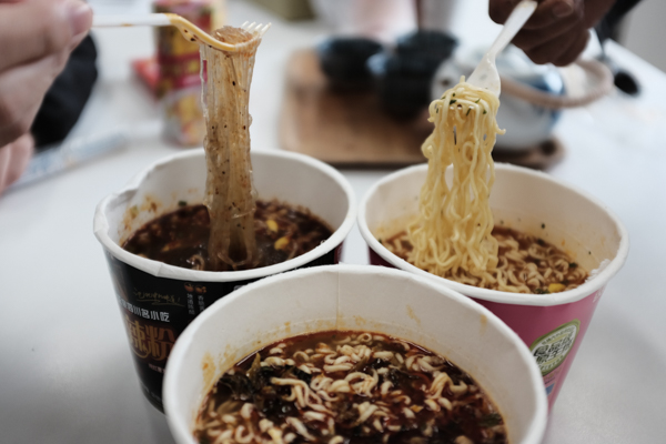 カメラさんぽ中国編・カップラーメン