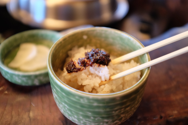 地鶏炭火焼塚原の里