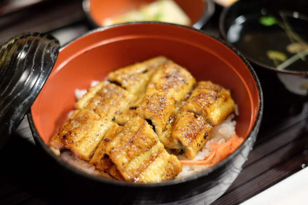 うなぎ料理 竹林亭 津田本店