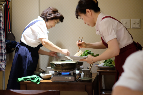 旬楽館・トランジスタ・ラーメン丸