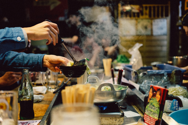 元祖もつ鍋楽天地　天神本店