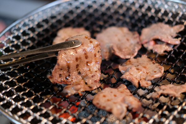 焼肉ダイニングだんく