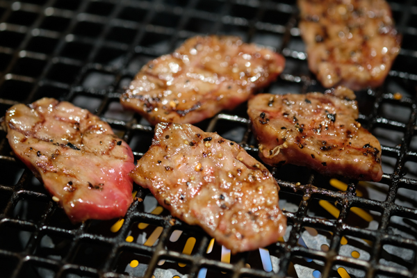 個室焼肉ごかく