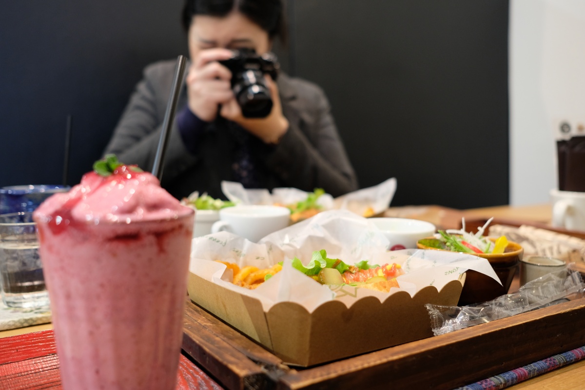 ヨロズカフェでランチ