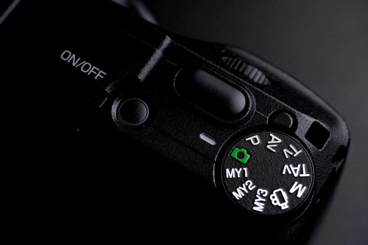 弊社グラフィックデザイナーみすずにはRICOH GRⅡが似合う