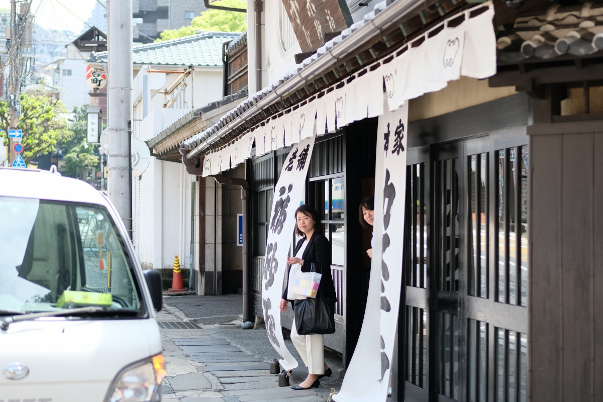 行き3時間弱、プレゼン3時間半、帰り3時間弱の長崎鹿児島大型プロジェクト！