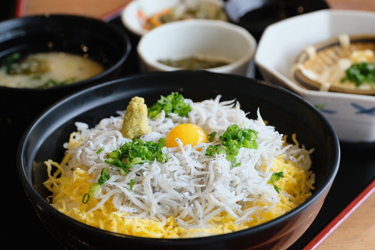 道の駅北浦街道ほうほくで美味しいしらす丼