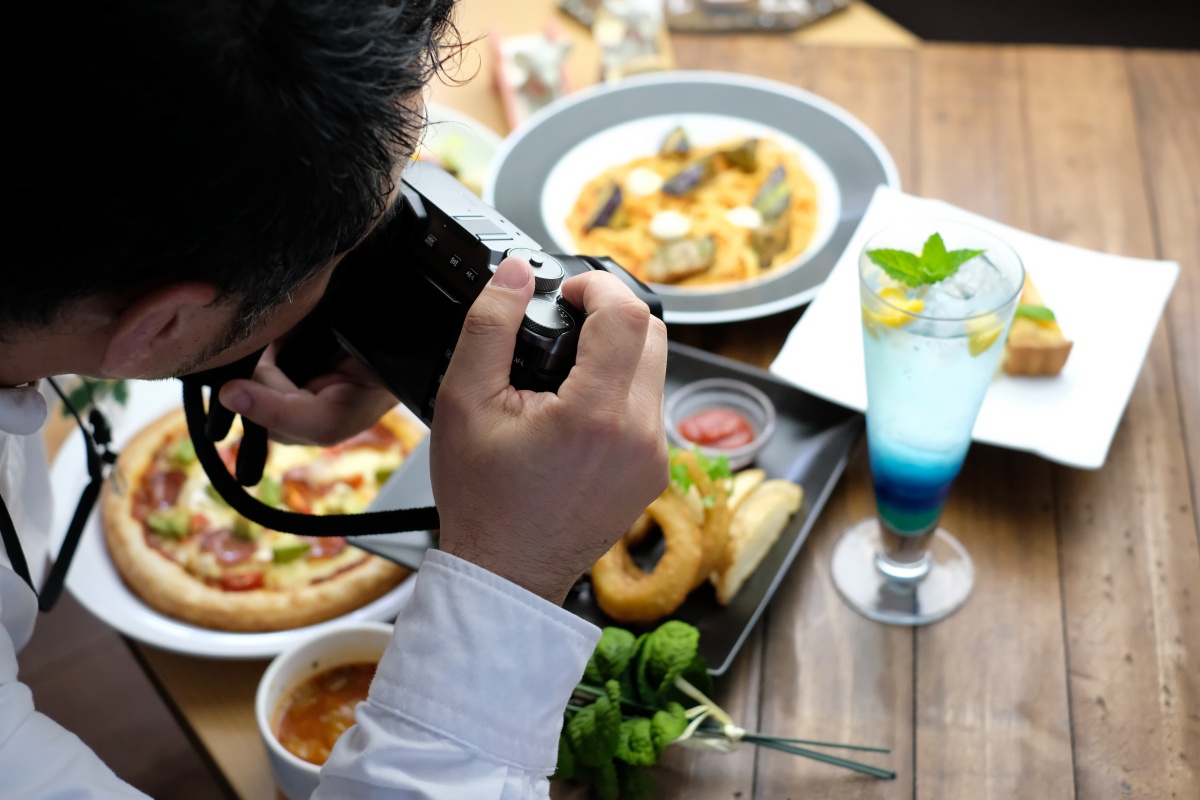 この夏はイタリアンとステーキでWフェスティバル！ダイニングカフェブルーム！