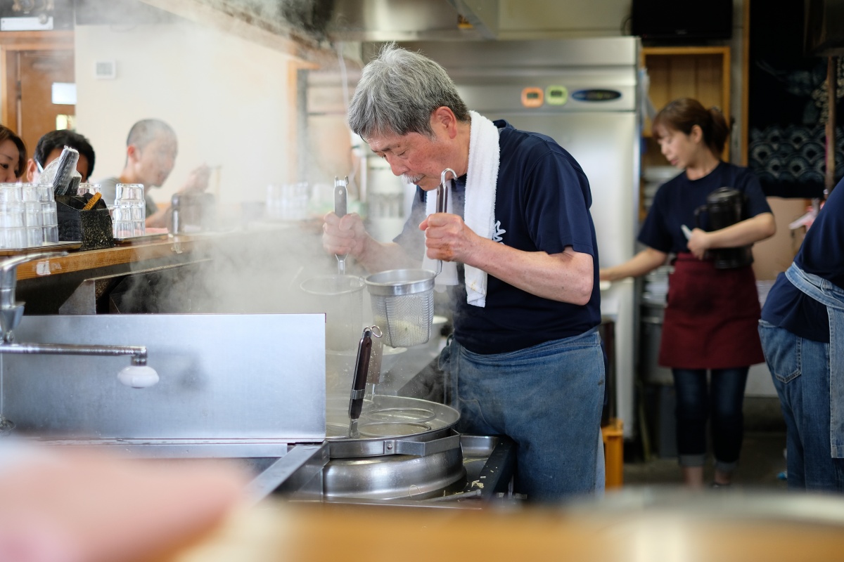 下関で一番美味いと評判の「ラーメン楽」に初入店！