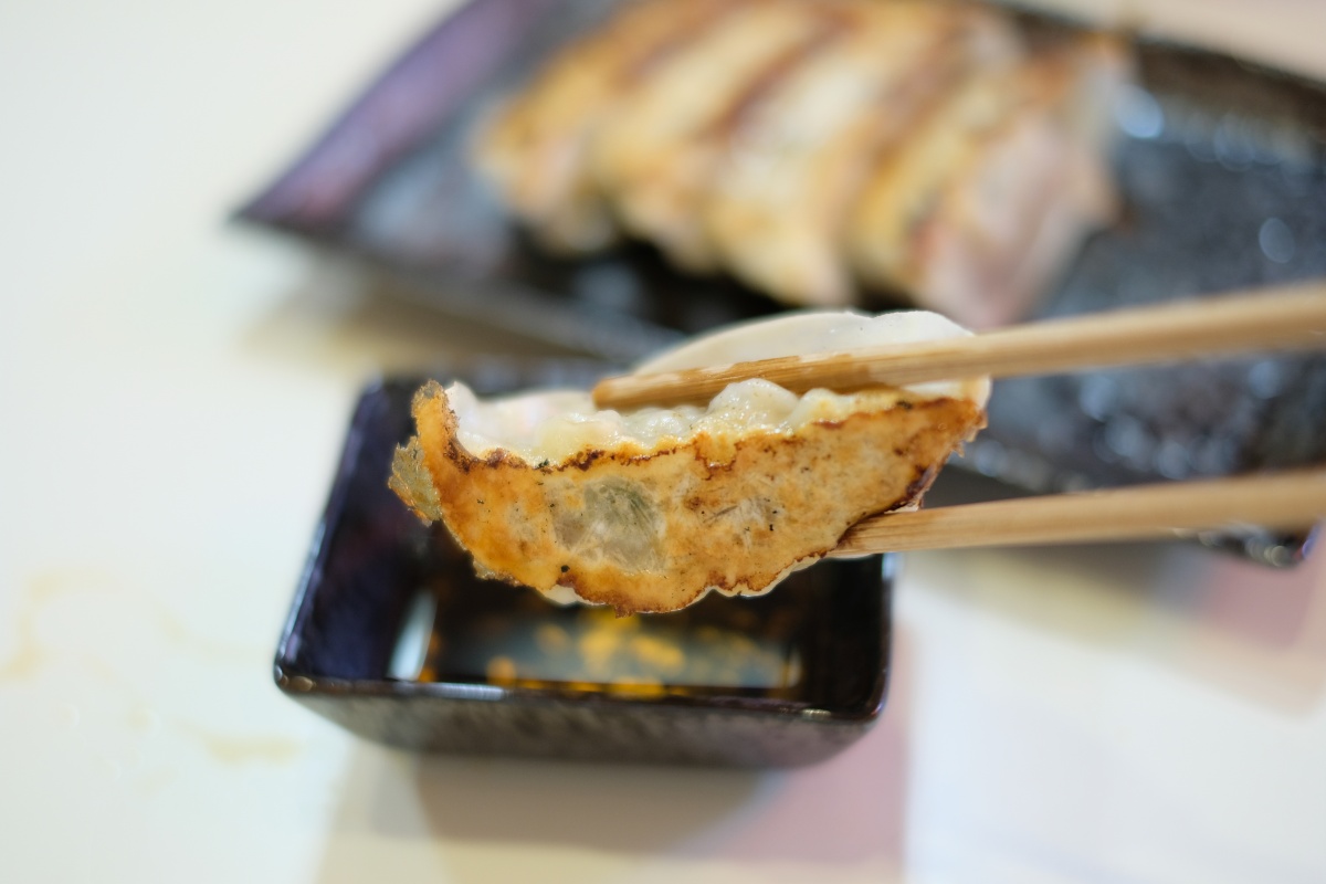 和食ひと筋の米田氏がつくるカラダに優しい本格あご出汁専門店！旨辛ラーメン、豚骨ラーメン、満天あご出汁ラーメンが本日オープン！