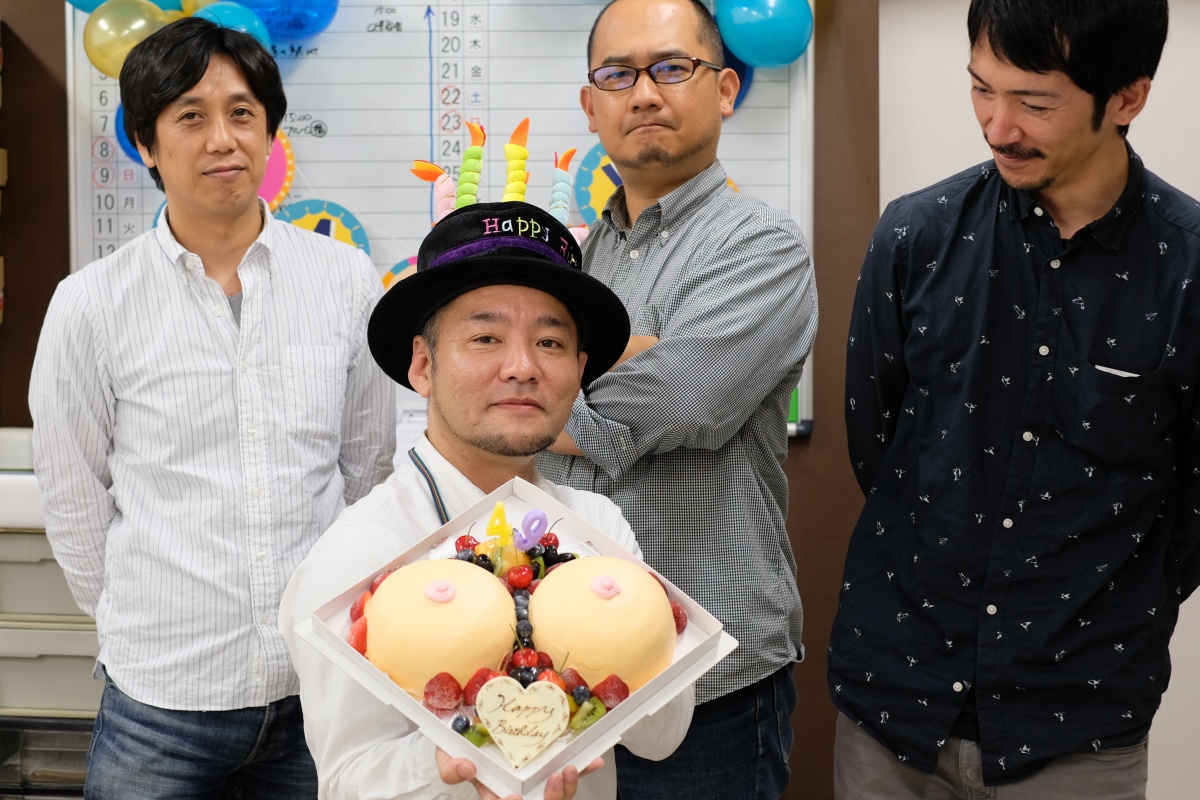 沢山の人たちに支えられて49歳の誕生日を迎えることが出来ました。今まで培ってきたデザインのヒキダシで繁盛店をどんどんつくります！