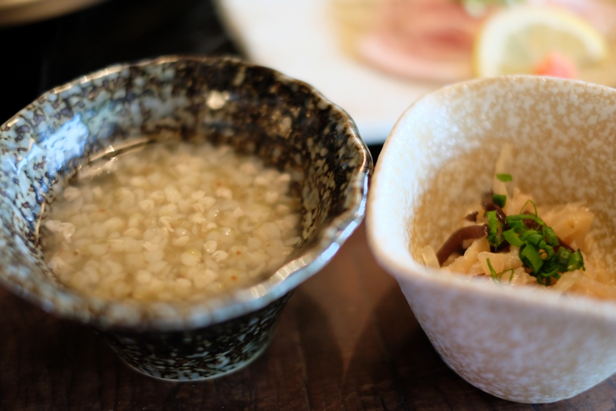 湯布院で美味しい地鶏を食べるならやっぱり「地鶏炭火焼 塚原の里」