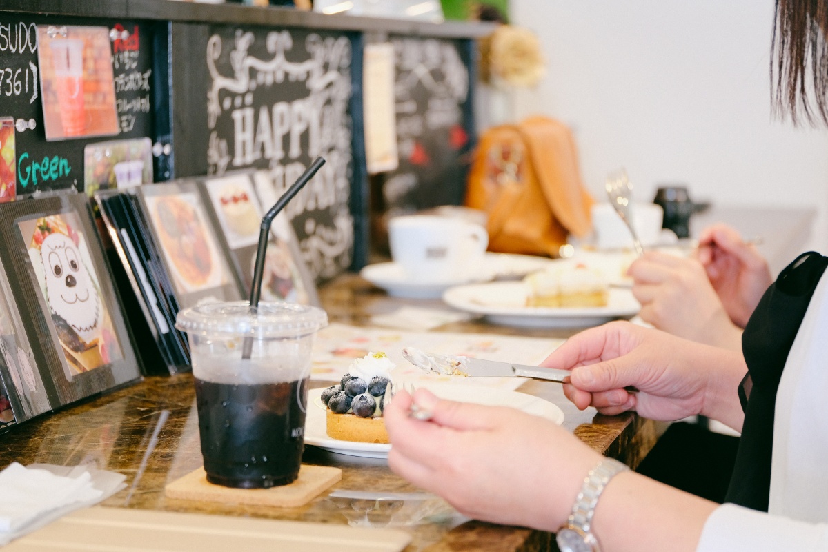 包装シュークリームが有名な「KOGETSUDO」でカフェ