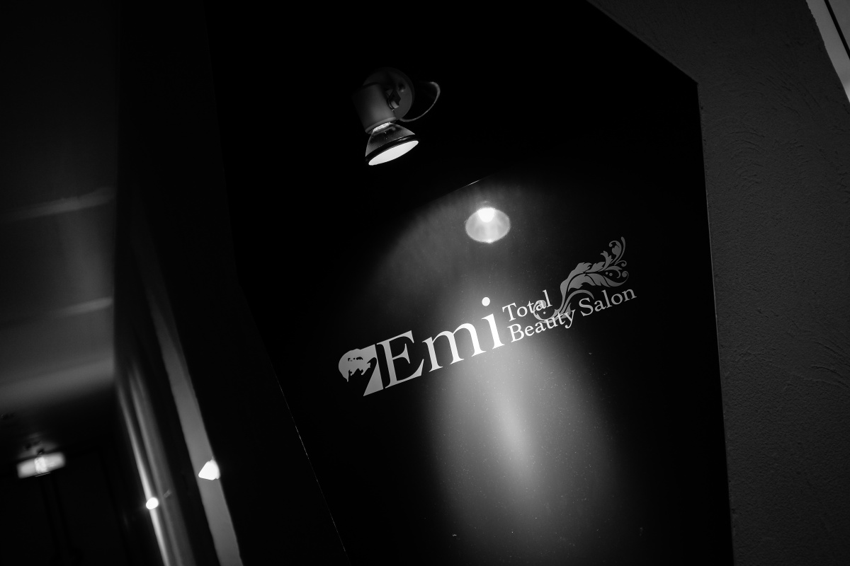 下関の美容室Emi全店の店長会議！夜のシーモールWEB&SNS戦略会議！