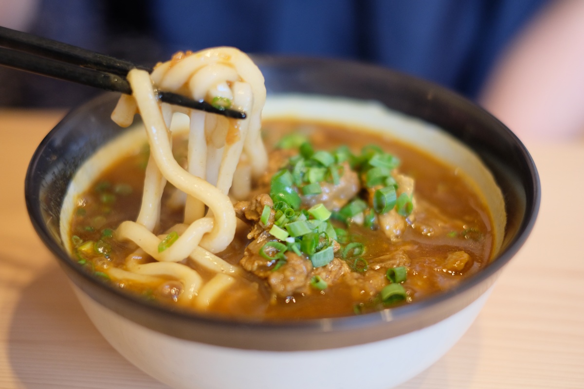 一途うどんに行けば、うどんでもカレーでも定食でも何でも食べられるよ！