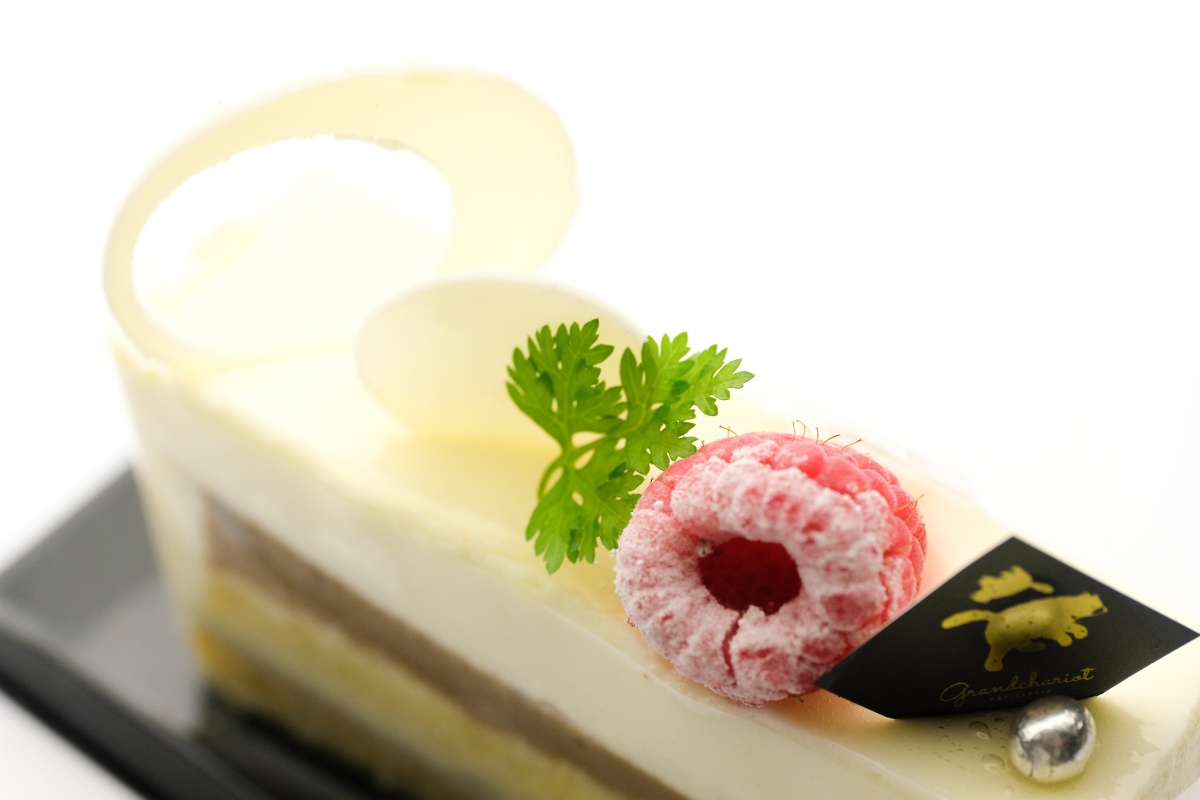大人のスイーツタイム！グランシャリオのケーキに合うオリジナルカクテルを福岡で修行したバーテンダーがつくる、スイーツバル・グランシャリオ！