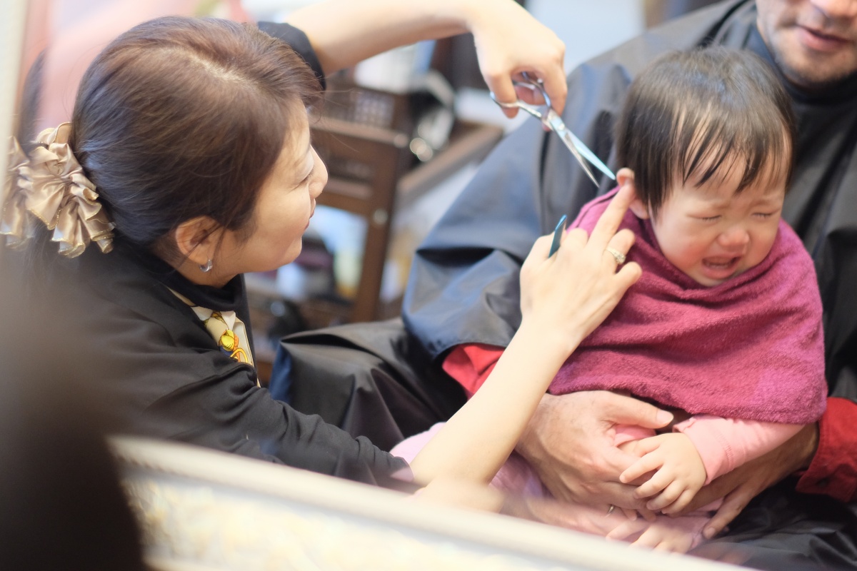 初めてのヘアーカットで姫ちゃん泣く...けど可愛い仕上がりに満面の笑み！