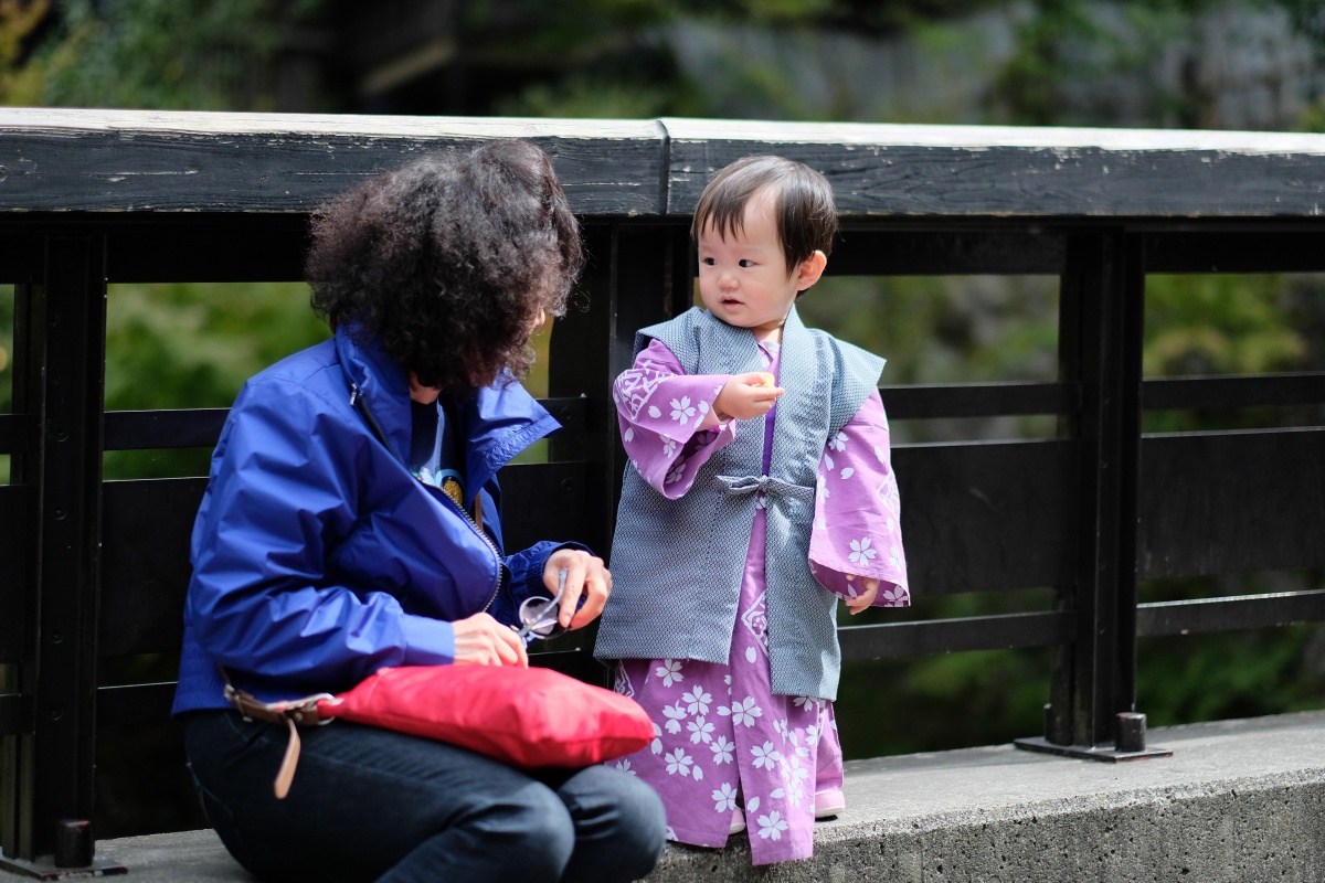 「パパと姫ちゃん日記」第二話　黒川温泉郷内を小さい浴衣で散策中