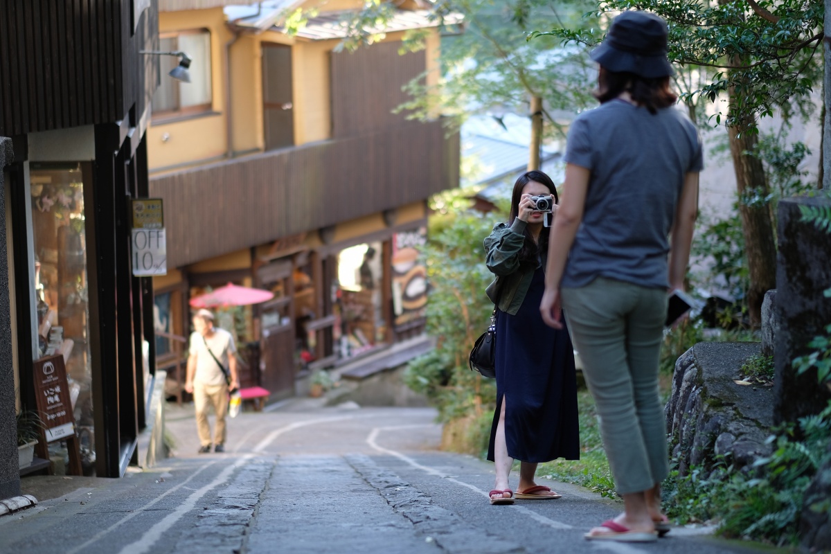 「パパと姫ちゃん日記」第一話　黒川温泉郷内の道路が狭すぎて「いこい旅館」に行くのも命がけ！
