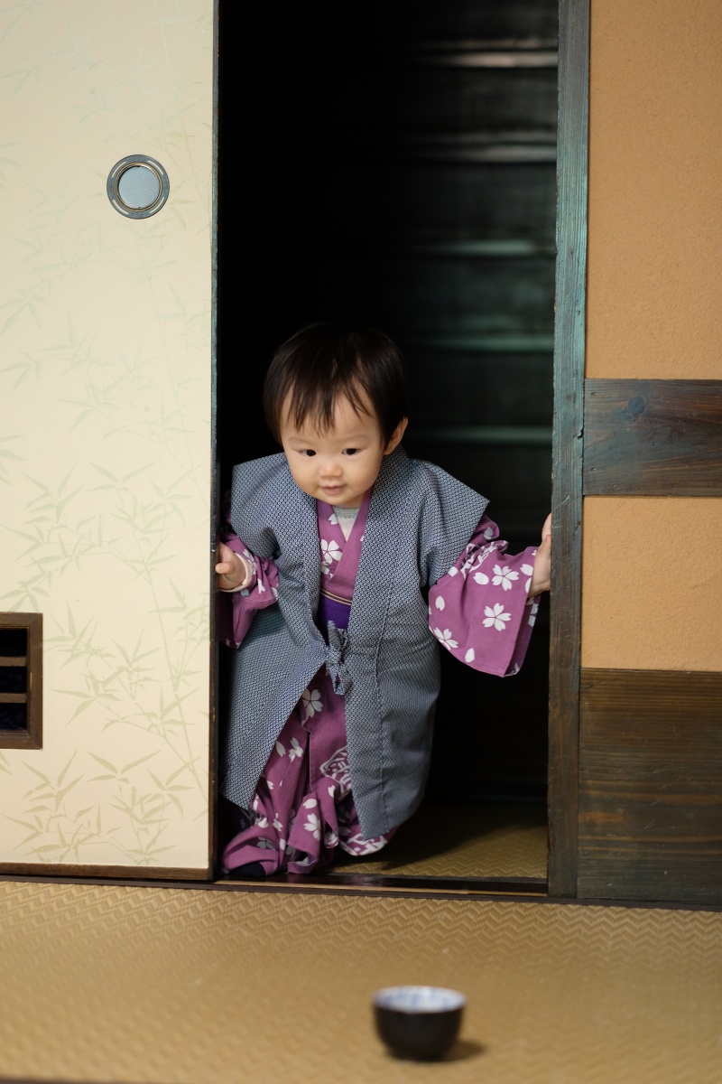 「パパと姫ちゃん日記」第二話　黒川温泉郷内を小さい浴衣で散策中