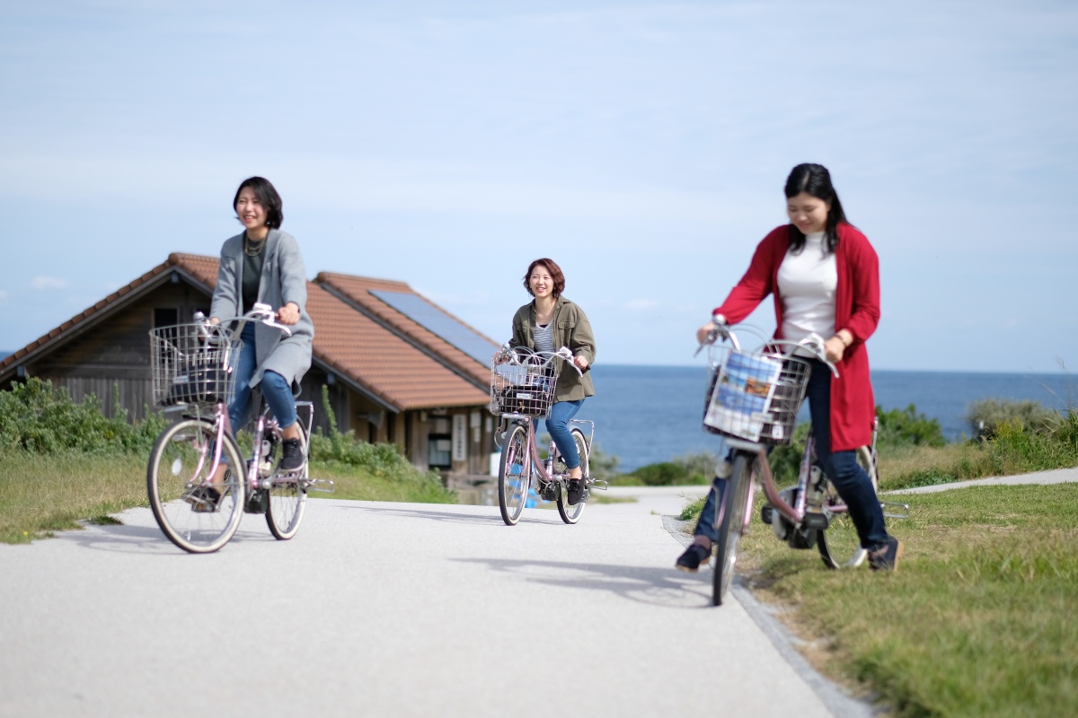 前編「しおかぜの里角島」レンタルサイクルで角島の自然を満喫！夢崎コースでモデル撮影中！