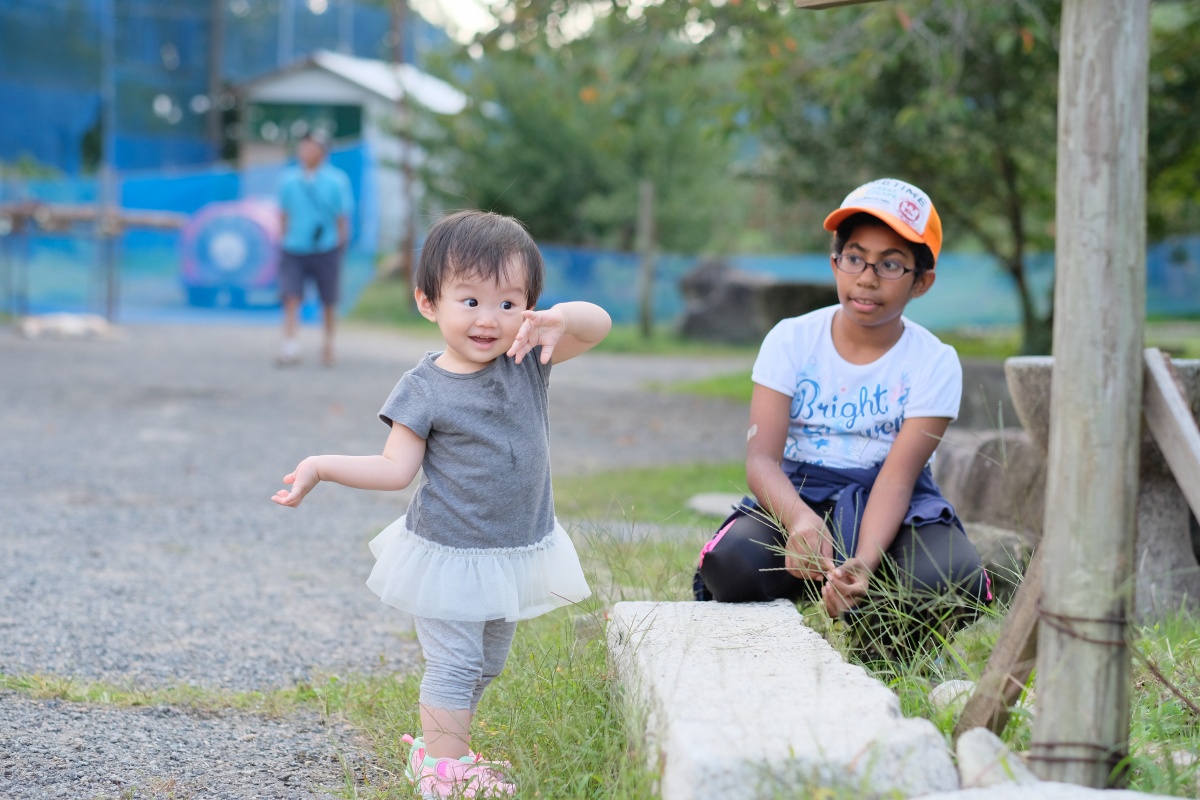 りんご大好きな姫ちゃんが「しもせりんご村」で初めてのりんご狩り