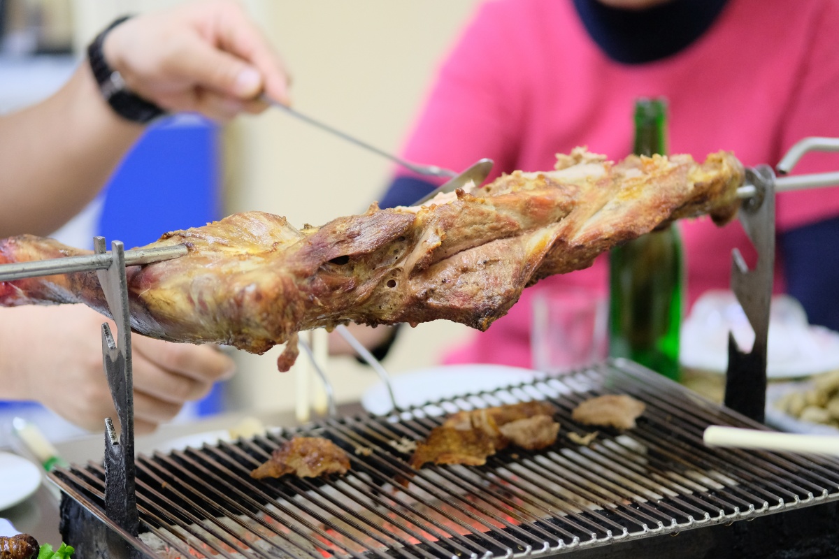 第四話「ひつじのあしを丸ごと焼いて食べるってどんなコトになるの!?」atafutaアウトバウンド中国編！