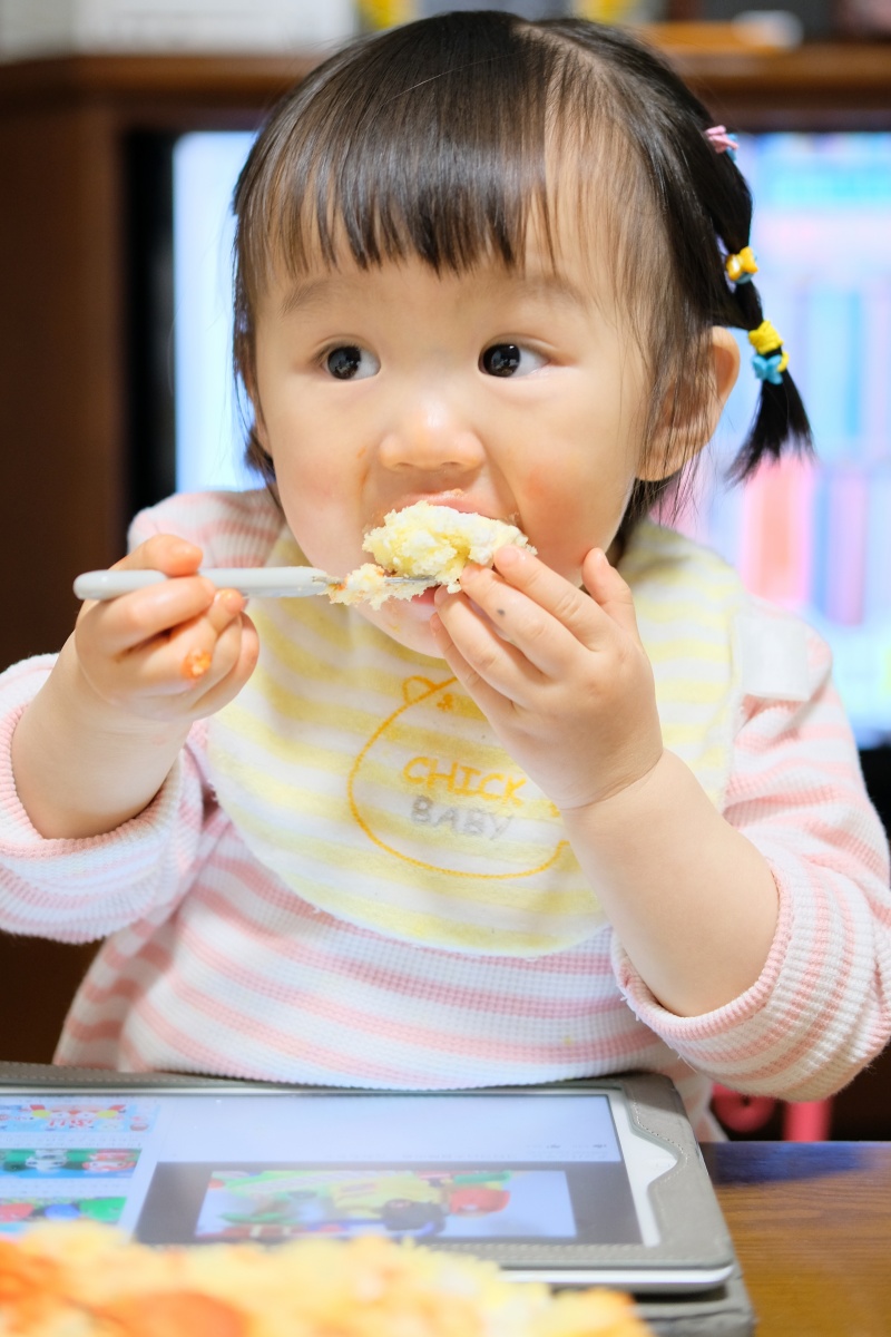 菓子工房na.nanのオーナーパティシエの良太郎さんがつくる姫ちゃんの誕生日ケーキは「アンパンマン」