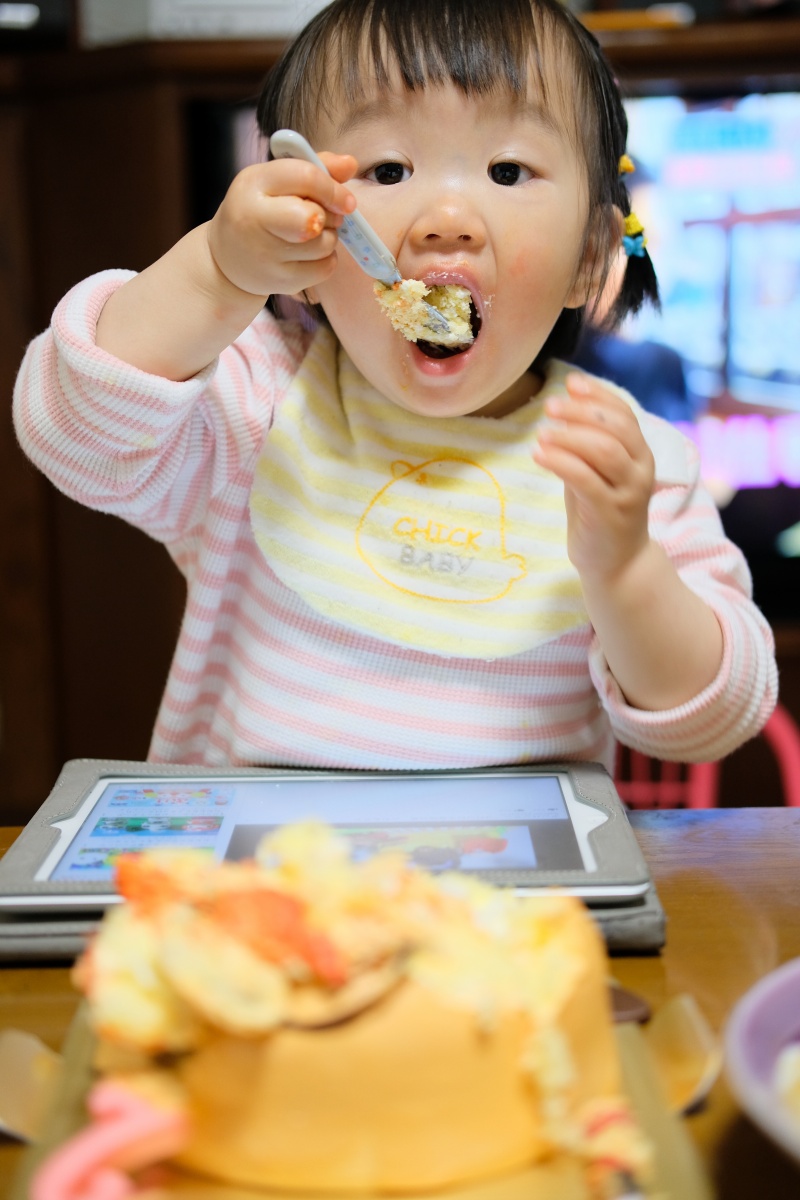 菓子工房na.nanのオーナーパティシエの良太郎さんがつくる姫ちゃんの誕生日ケーキは「アンパンマン」