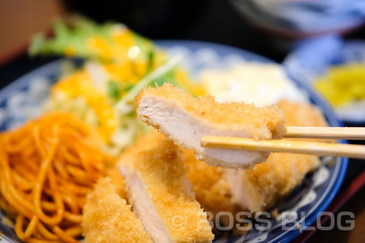 なすび食堂のチキンカツも食べたいし、目玉焼きハンバーグも食べたいからえびちゃんとシェアしましょう！