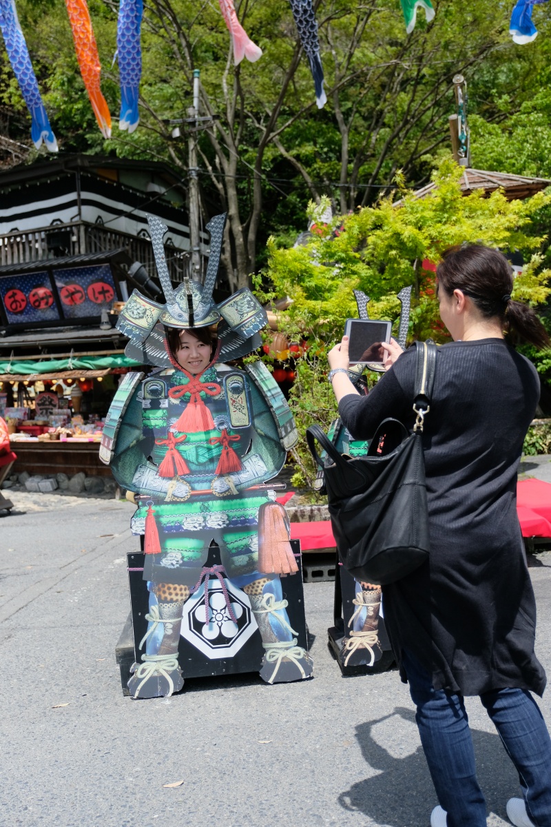 外国人観光客も大喜び！岩国の新しい現場に行く途中で「いろり山賊」来てみました！