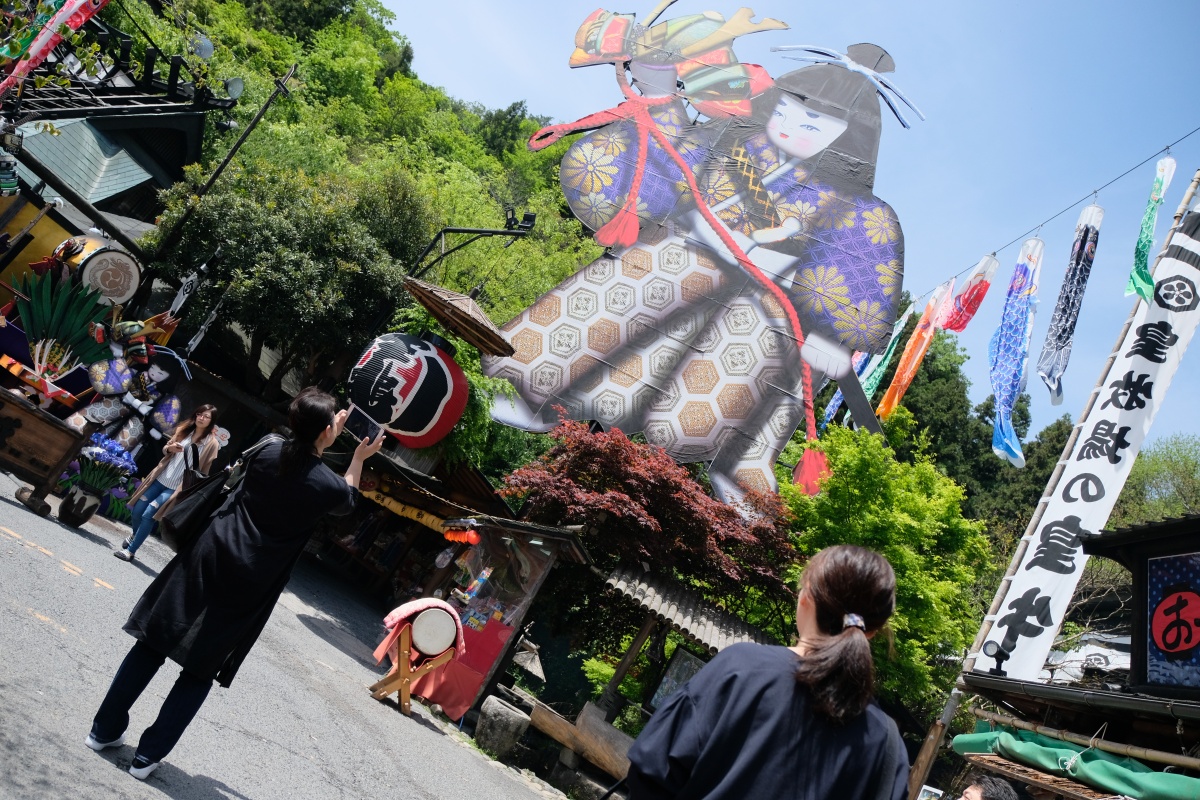 外国人観光客も大喜び！岩国の新しい現場に行く途中で「いろり山賊」来てみました！