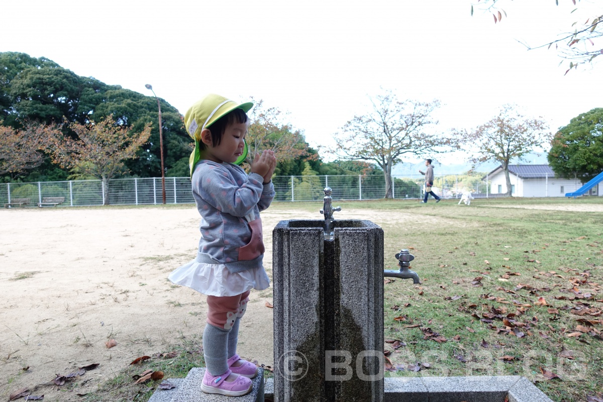 SONY DSC-RX100M5で撮る「公園で遊ぶ姫ちゃん」