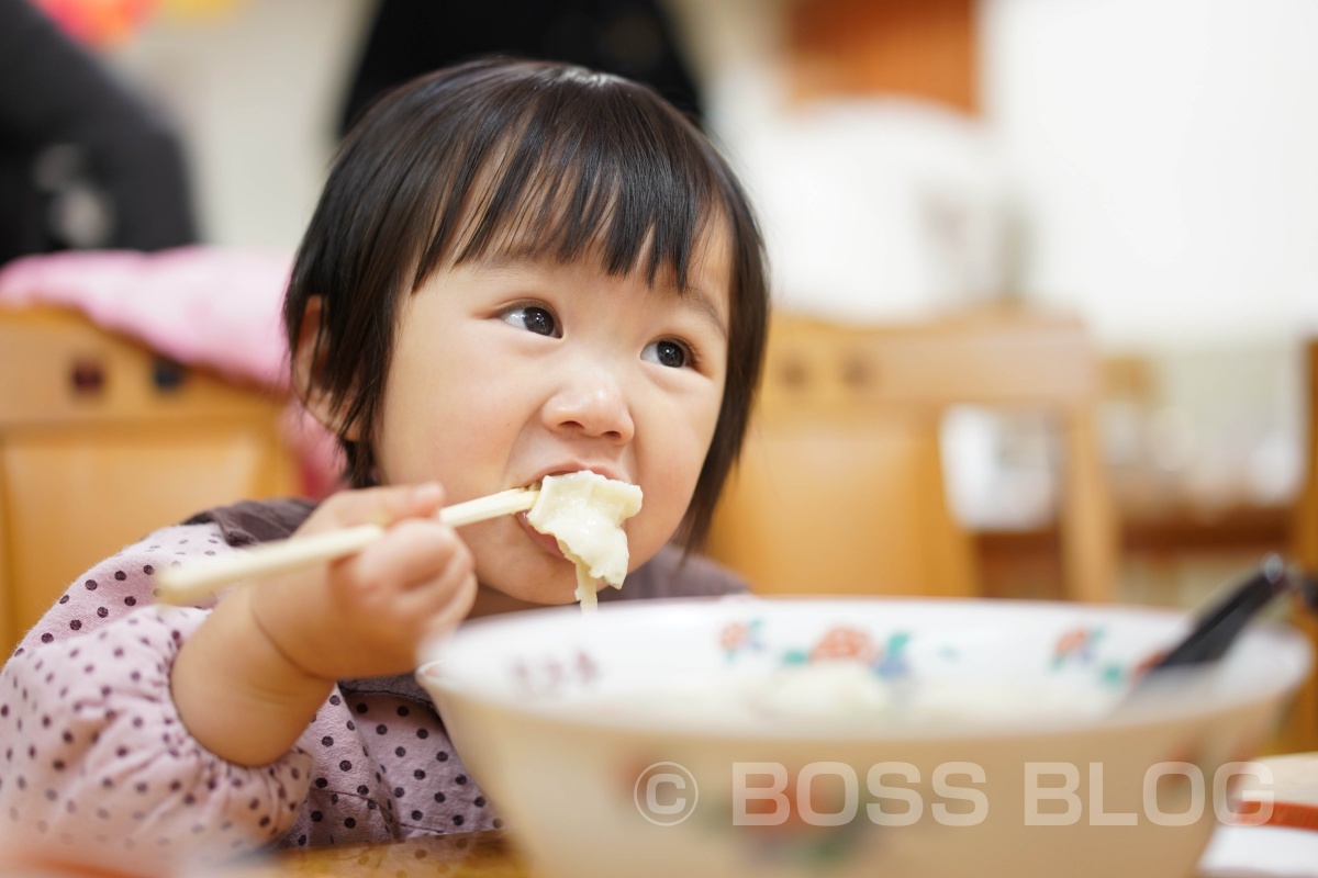 辛みと山椒を抑えた麻婆豆腐、味の薄めの野菜水餃子スープ