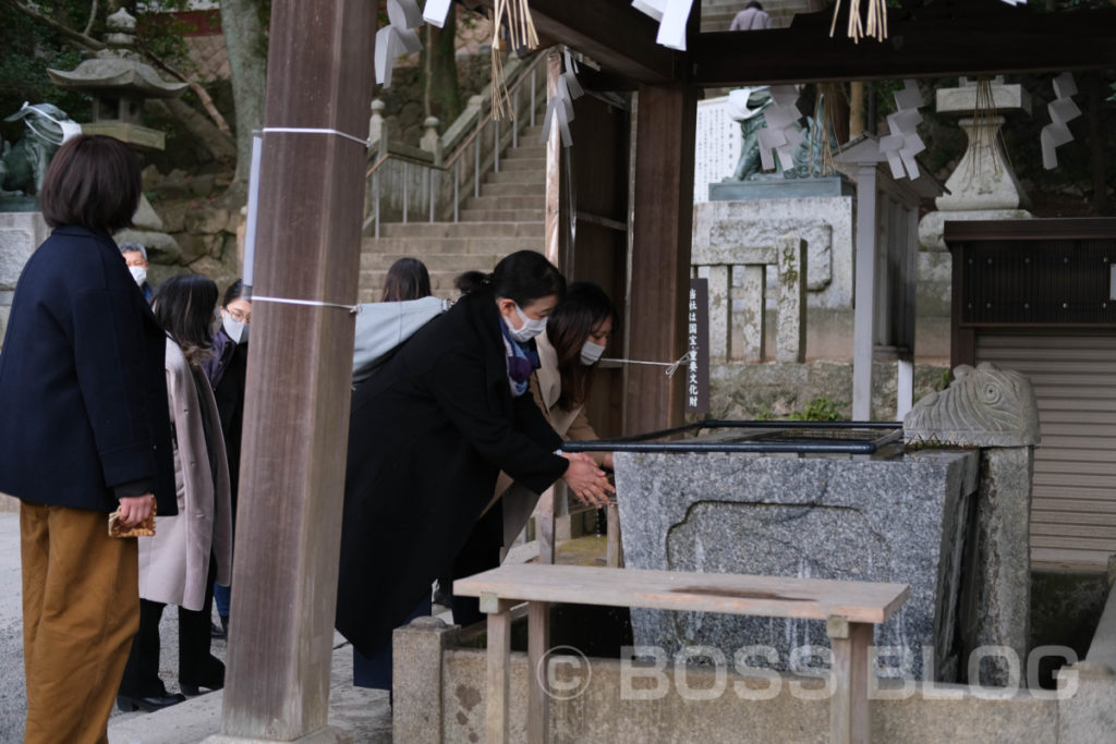 仕事始め（生野神社・赤間神宮・住吉神社）・桃太郎・今年の抱負（色紙）