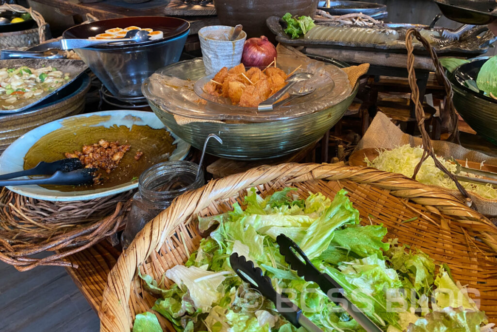 七色野菜自然食バイキング一隅の里