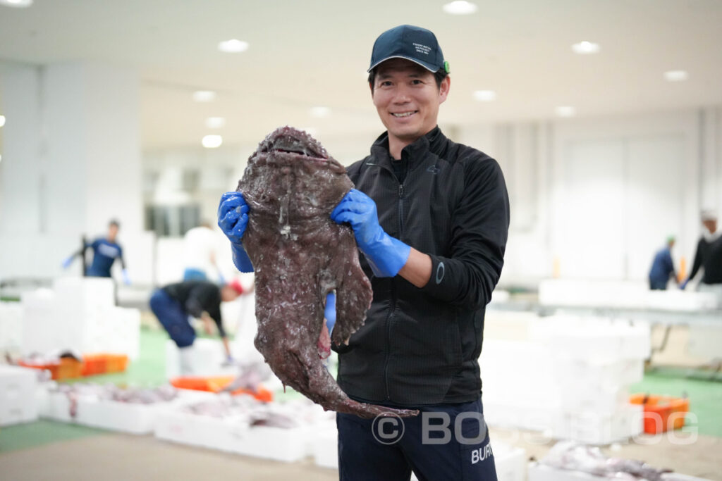 下関漁港地方卸売市場・あんこう