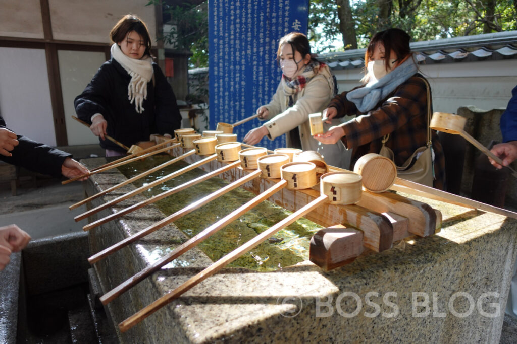仕事始め・生野神社・住吉神社・赤間神宮・どんどん・ちくわ天肉うどん・わかめむすび