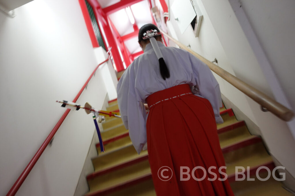 仕事始め・生野神社・住吉神社・赤間神宮・どんどん・ちくわ天肉うどん・わかめむすび