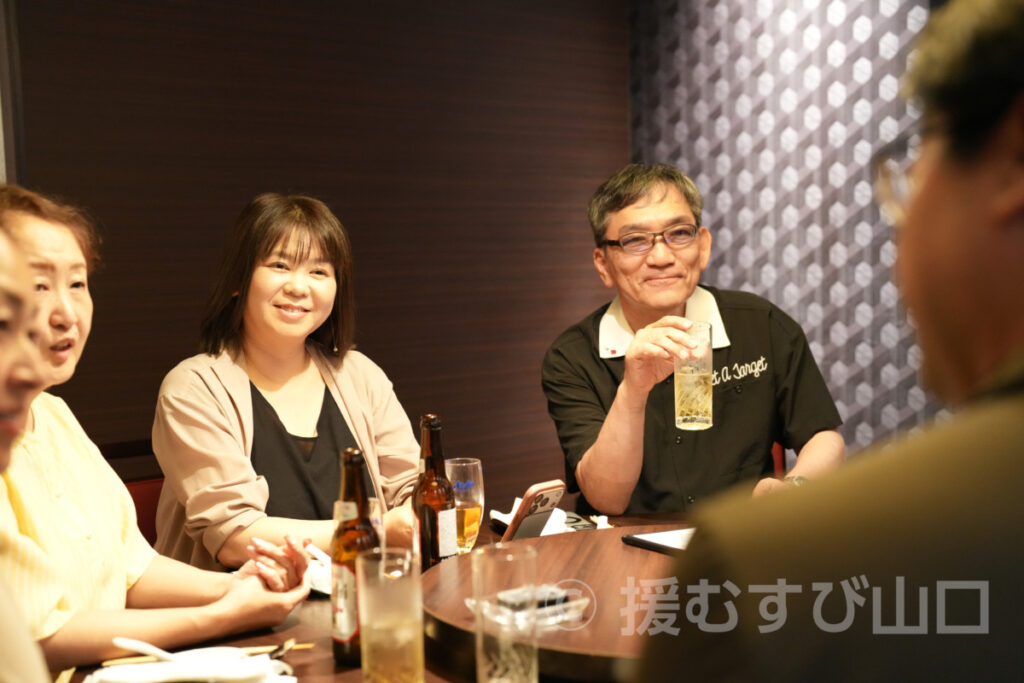 チャイニーズキッチン貴・「・・・会」・ヤスベェ応援団長・新井道子アナ・おっきー・援むすび山口・SSSスポーツプラザ・ローソン・須本愛子